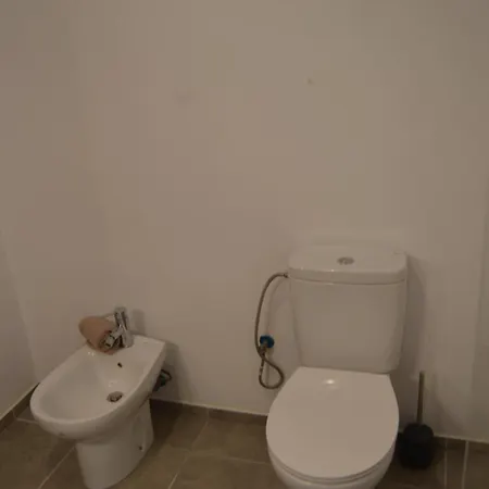 Mit Schoener Aussicht Und Terrasse Apartman